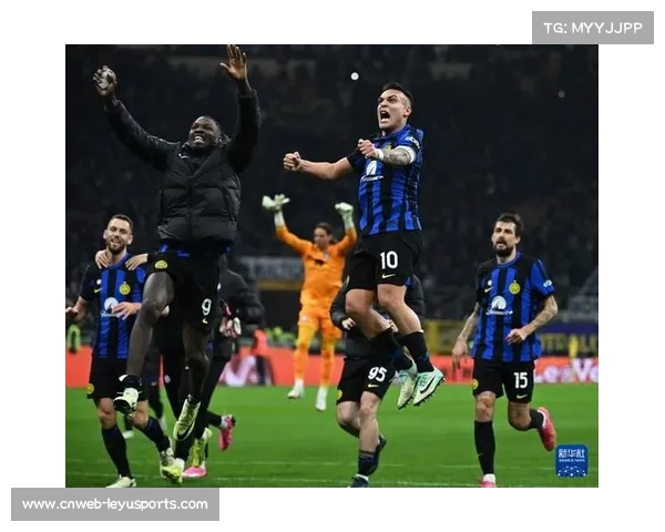 国际足球潮流与战术革新对意甲发展格局的深远影响 国际足球潮流与战术革新对意甲发展格局的深远影响