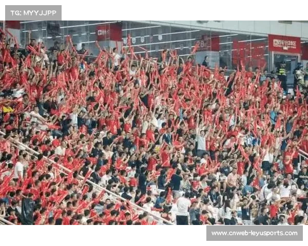 球迷激情与球场文化:足球运动的核心灵魂 球迷激情与球场文化:足球运动的核心灵魂